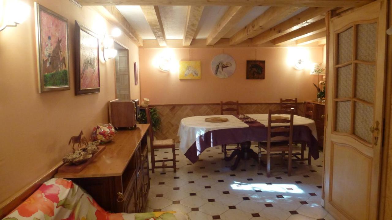 Chambres D'Hotes De La Templerie-Moulin Bazoges-en-Paillers Kültér fotó